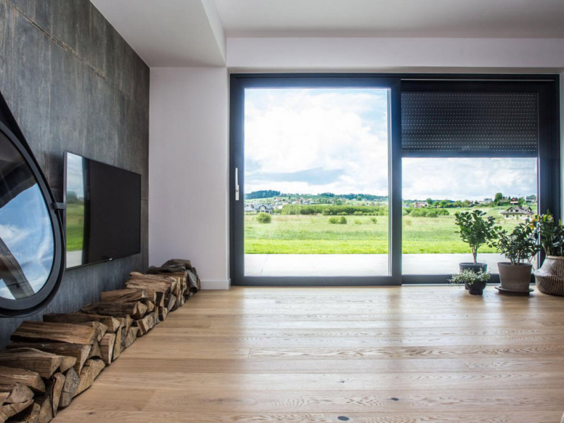 Külső tokos redőny