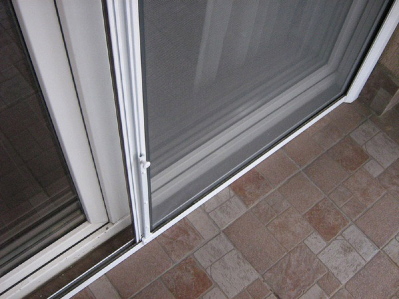 Rolós szúnyogháló ajtó